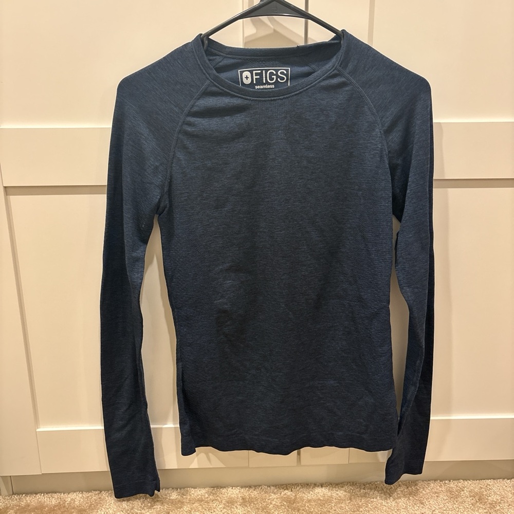 Excellent condition Figs Long Sleeve Salta Underscrub in Navy Blue